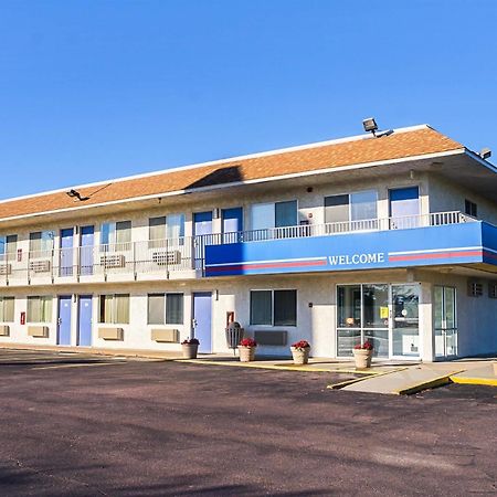 Motel 6-Mitchell, Sd Zewnętrze zdjęcie