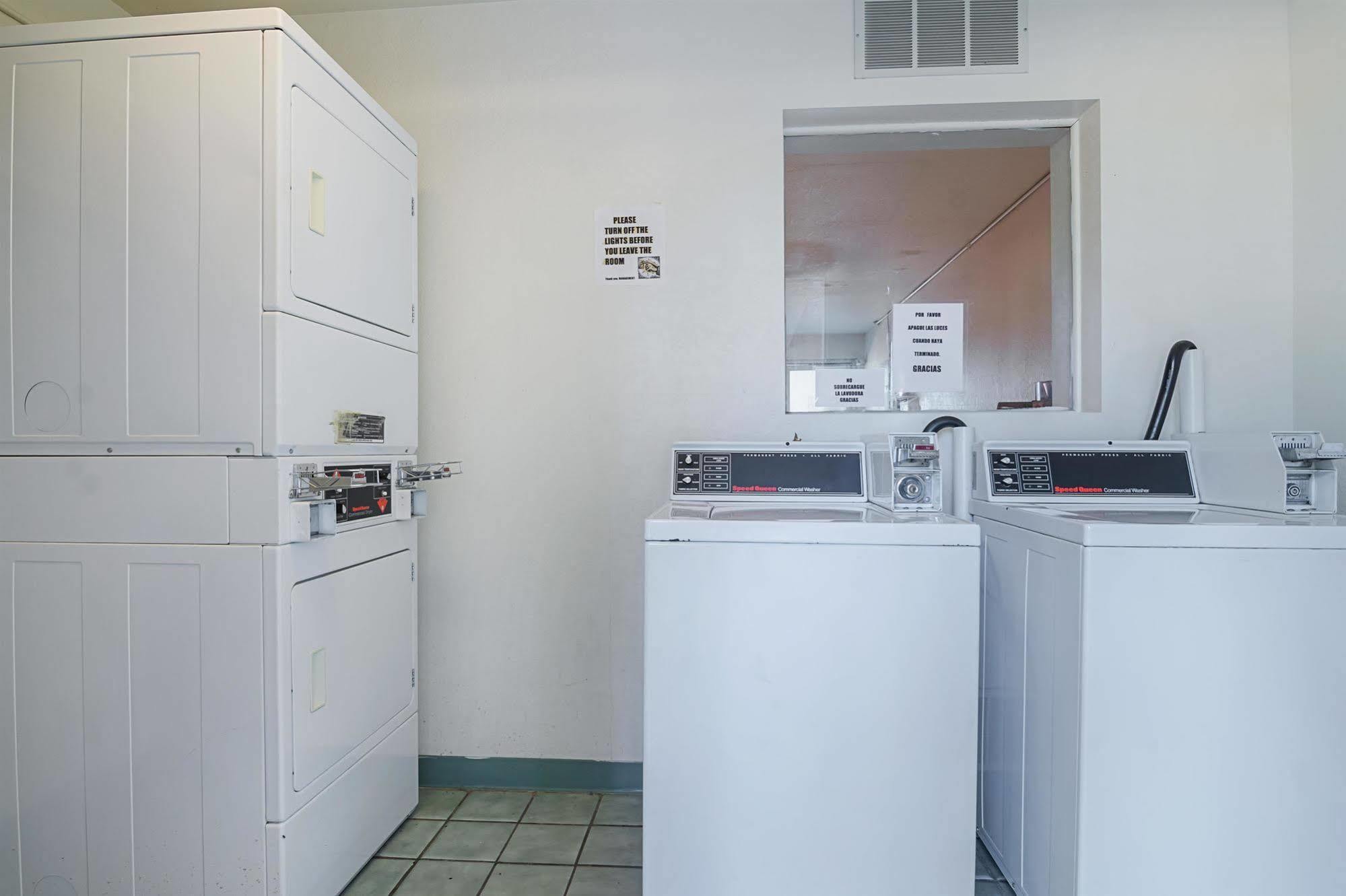 Motel 6-Mitchell, Sd Zewnętrze zdjęcie