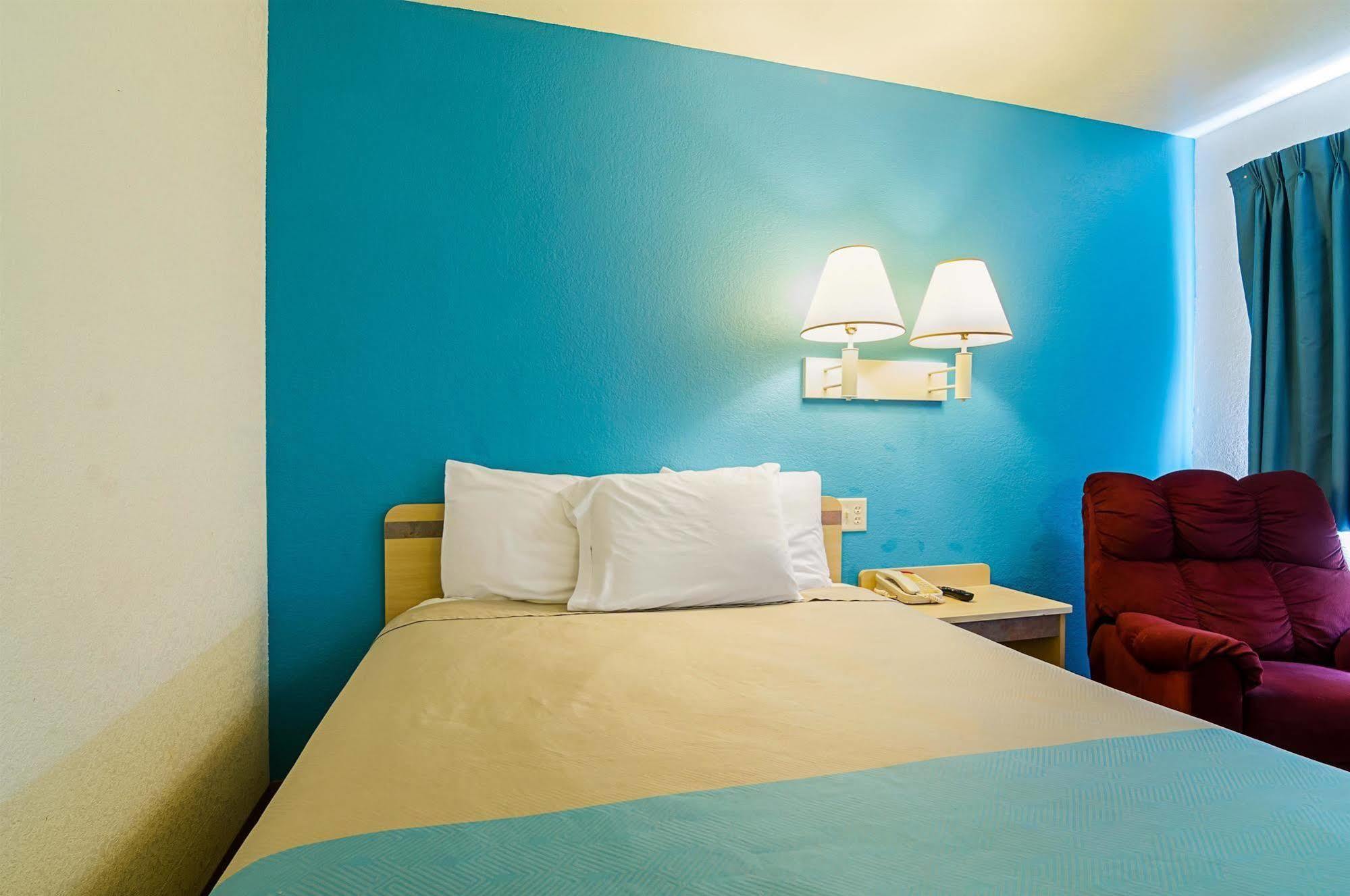 Motel 6-Mitchell, Sd Zewnętrze zdjęcie