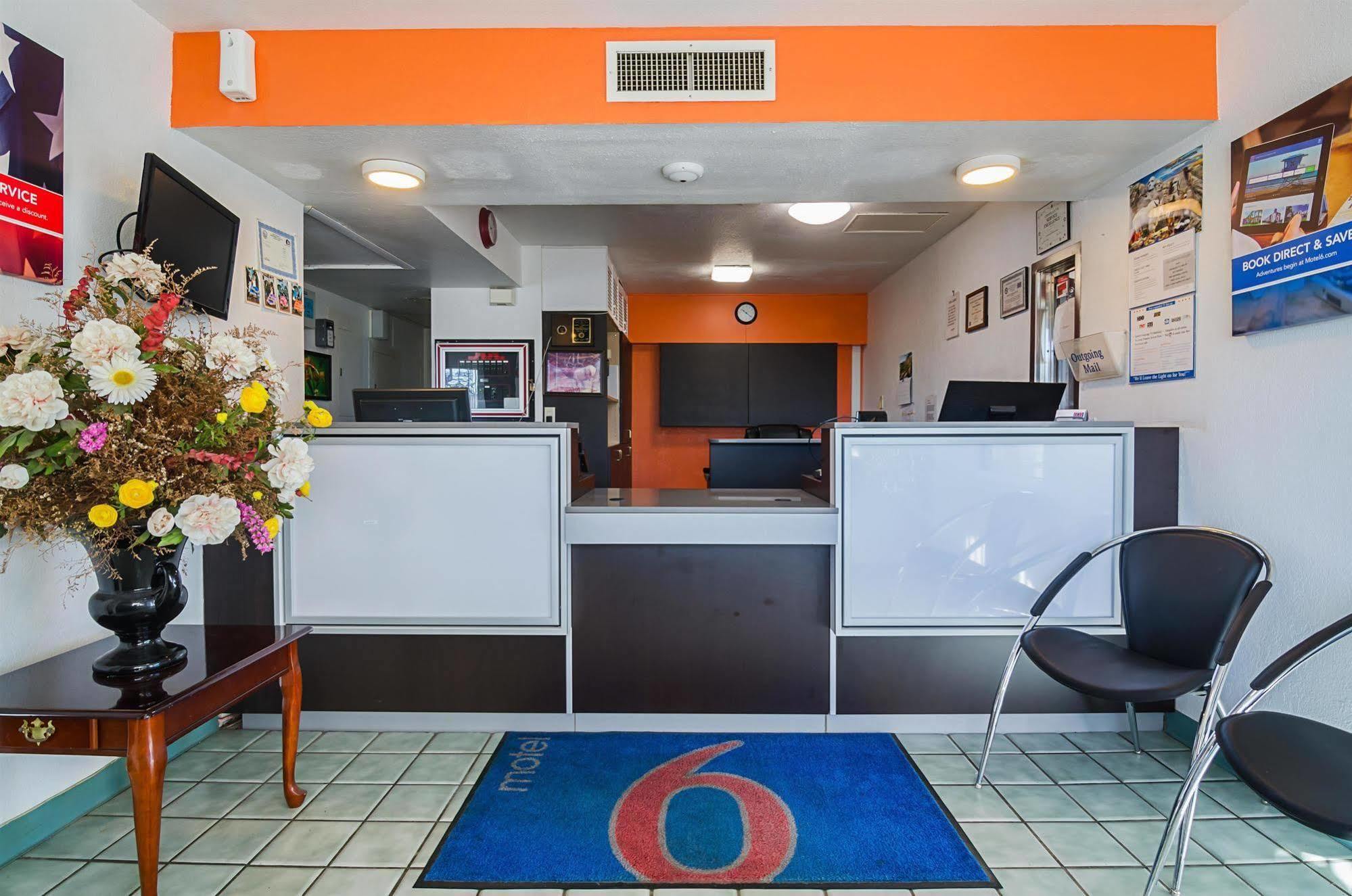 Motel 6-Mitchell, Sd Zewnętrze zdjęcie