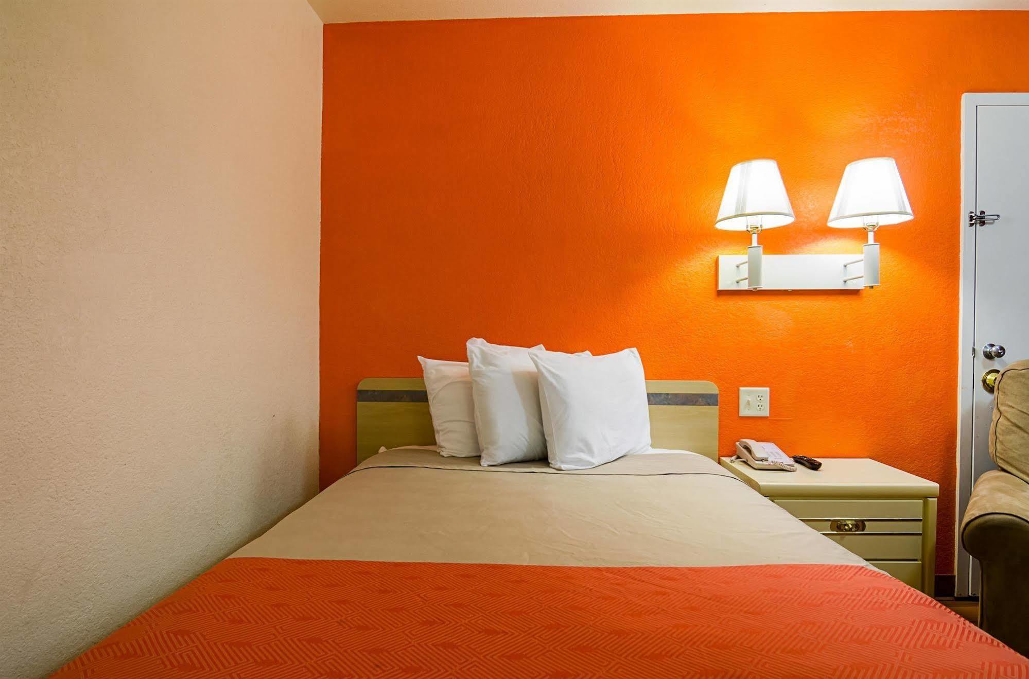 Motel 6-Mitchell, Sd Zewnętrze zdjęcie